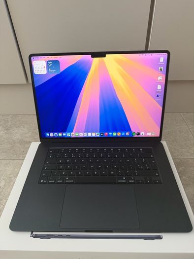 Apple Macbook Air