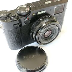 Fujifilm X100V