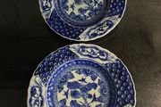Vintage chinoiserie scalloped pierced plate