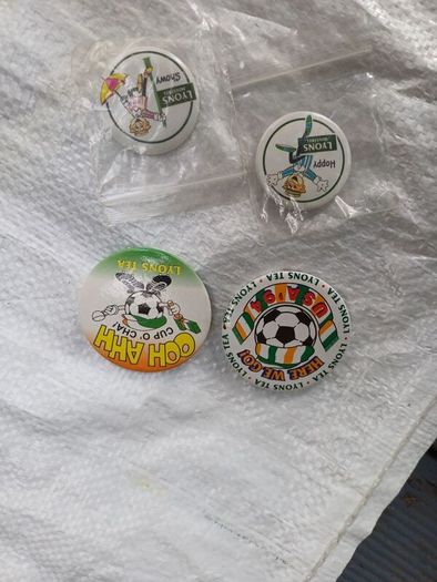 Massive Vintage Pin Badges Collection Lot - LEGO Arnotts, Guinness, Barcelona 92, Irish Memorabilia