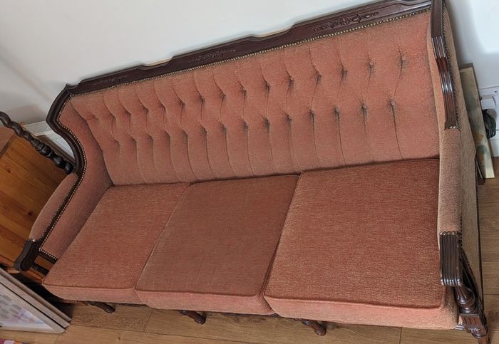 Period-styled settee or couch