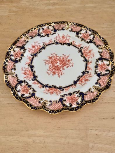 Vintage Royal Crown Derby Scalloped Plate