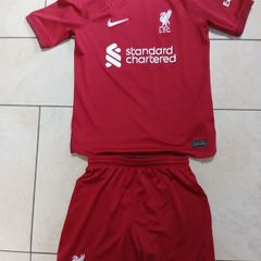 Liverpool kit kids medium