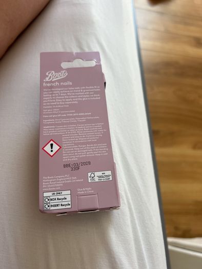 Stick on French nails - toe nails