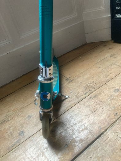 Micro Sprite Scooter (Aqua)
