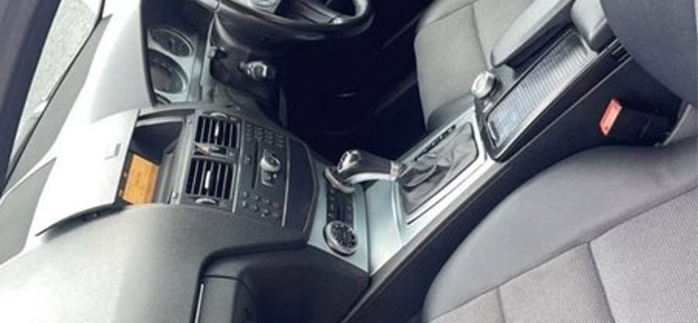 2009 Mercedes-Benz C200 2,300