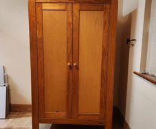 childs wardrope (mamas and papas)