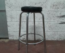 Retro Chrome Diner Stool