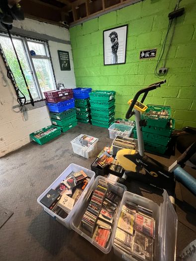 Cds,tapes,vinyls