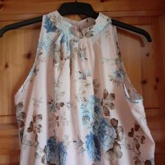 top/,blouse