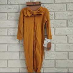 Brand new with tags - Mustard Zipped Babygro with bow 6-9mth