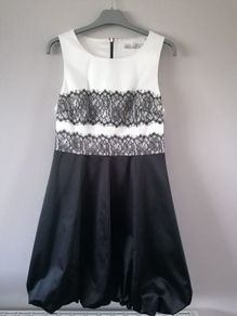 Karen Millen black and white occasion dress Size 12/14