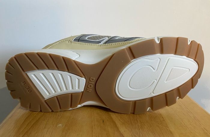 Dior B30 Beige