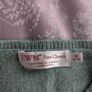 Lambwool seagrass v neck jumper Image 2