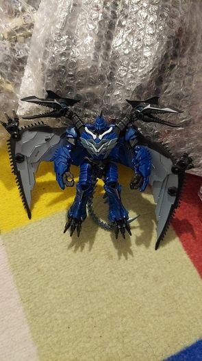 Transformer dinosaur