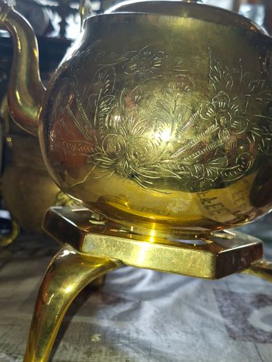 Vintage Etched Brass Tea Kettle with Footed Trivet Stand Postage Available or Collection,