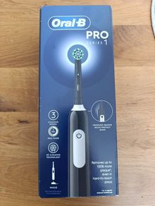 Oral B Pro series 1