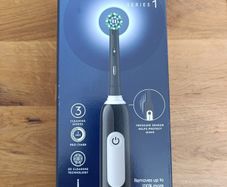 Oral B Pro series 1