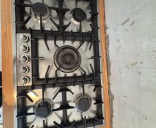 Britannia 90cm 5- burner stainless steel gas hob