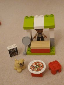 2 Lego Duplo Pizza Stands
