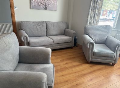 sofa set perfect condition