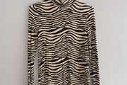 Pre Owned F&amp;F Long Sleeve Tee