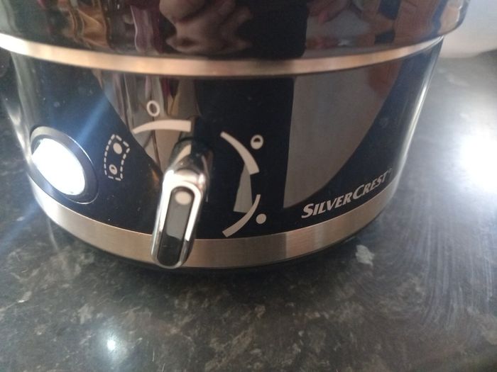 Egg cooker