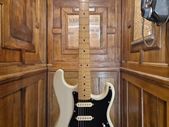 Squier Stratocaster 1984-87