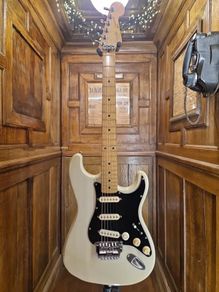 Squier Stratocaster 1984-87