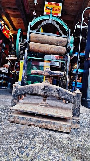 Antique 1800s heavy duty clothes mangle