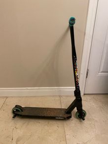 Mongoose Stunt Scooter