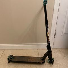 Mongoose Stunt Scooter