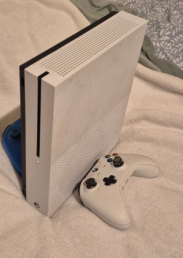 Xbox One S Console