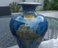 Lovely Louis Mulcahy pottery Vase handmade in Dingle