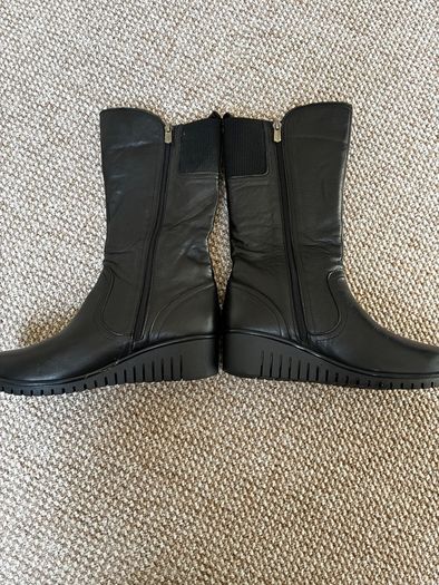 Leather Lotus Fitzgerald Boots Size 6-never worn