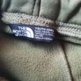 the north face joggers size xl boys green tiny hole at knee Image 5