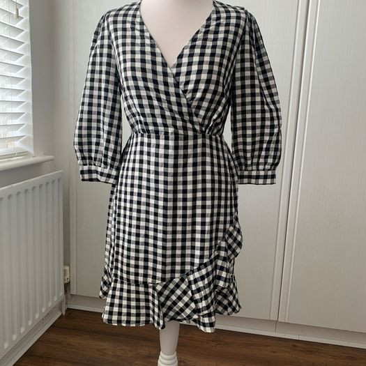 Black & White gingham dress. Size S