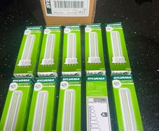 SYLVANIA 7w CFL 4 pin bulbs , 425 lumen