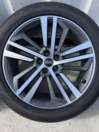 Genuine Audi Q5/SQ5 20" Alloy Wheels - New Pirelli Tyres