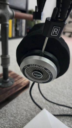 Grado SR325x Headphones + Upgraded Pads + 4-Way Headphone Stand