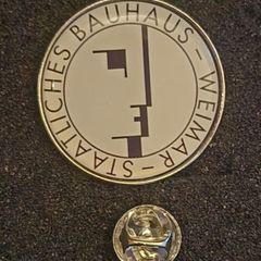 Bauhaus, weimar design studio, pin back badge.