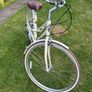 Electra retro cream ladies bicycle Image 2