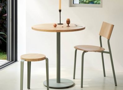 Tiptoe MOKA bistro table - solid oak