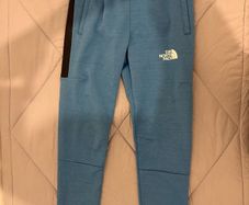 The north face mens joggers small