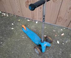 Kid micro scooter