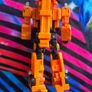 Transformers Earthrise War for Cybertron Autobot Grapple action figure Image 4