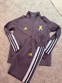Adidas Boys  tracksuit 9-10
