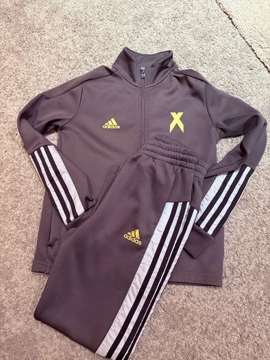Adidas Boys  tracksuit 9-10