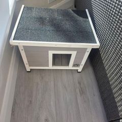 cat house both indoor and outdoor