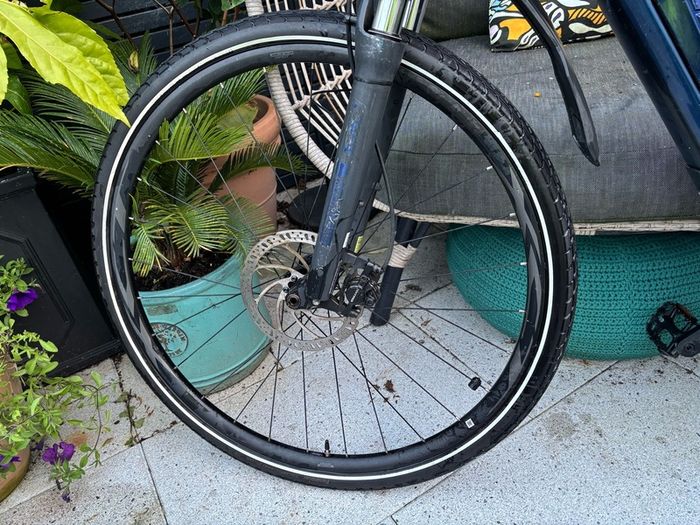 Giant Fathom E+ Electric Bike